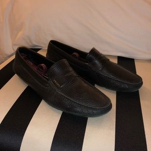 PRADA men’s chic driver loafer 9 US